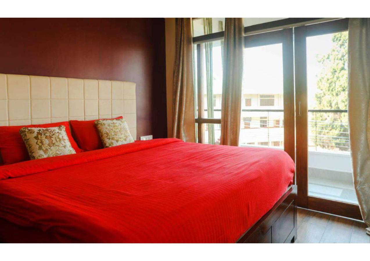East Blue Homestay Шиллонг Екстер'єр фото